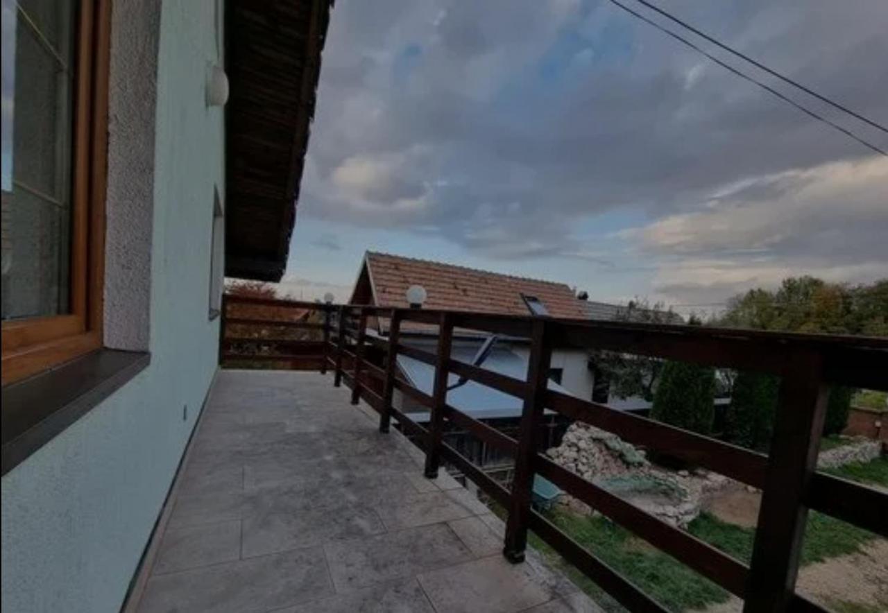 Ciprians' Home ซาเชเล ภายนอก รูปภาพ