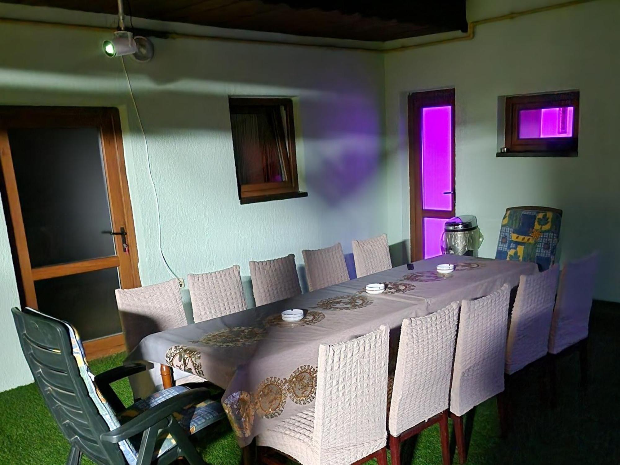 Ciprians' Home ซาเชเล ภายนอก รูปภาพ